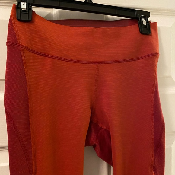 Outdoor Voices TechSweat 7/8 Athletic Leggings - Picture 3 of 8